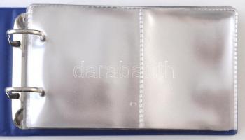 2db kisméretű, műbőr éremtartó album egyenként 100 férőhellyel. Szép állapotban