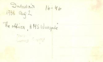 1938 A HMS Warspite Brit Királyi Haditengerészet csatahajójának tisztjei Dubrovnikban a tengerparton...