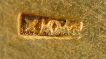 Orosz ezüst(Ag) parfümtartó szelence, virágmintás díszítéssel, jelzett, bruttó: 17,2 g