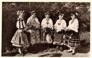 2 db régi magyar népviseletes motívumlap: sokác és tolna megyei / 2 pre-1945 Hungarian folklore moti...