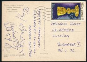 Az OMEGA együttes tagjainak aláírása képeslapon (Laux, Benkő, Molnár, Kóbor, Mihály)