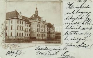 1899 Besztercebánya, Banska Bystrica; Törvényszéki palota / forensic palace. Floral photo by Krausz (EK)