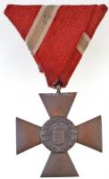 1944. "Bronz Polgári Honvédelmi Érdemkereszt" Br kitüntetés, kissé kifakult szalagon, eredeti tokban T:1-,2 / Hungary 1944. "Bronze Civil Home Defence Cross" Br decoration with somewhat faded ribbon, in orignal case C:AU,XF NMK 478.