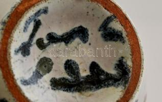 Gorka Lívia (1925-2011): Fekete-sárga csíkos váza, festett, mázas kerámia, jelzett (Iparművészeti Vá...