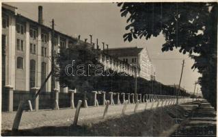 Botfalu, Bod; Cukorgyár / sugar factory / Zuckerfabrik. W. Weiss photo (fa)