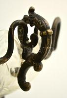 Ezüst (Ag.) talpas kínáló, üveg betéttel, jelzett, apró csorbákkal, kis hiánnyal, m:18,5 cm