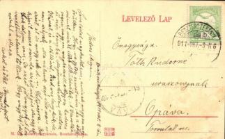 Besztercebánya, Banska Bystrica; utcakép a hengermalommal / street view with the mill (EK)