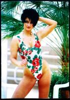 3 db fürdőruhás és 1 db akt fotó, 18x12 cm