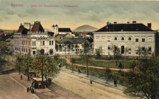 Eperjes, Presov; Jókai tér, szeminárium, postapalota, piaci árusok. Cattarino S. utóda Földes Samu kiadása / square, seminary, post palace, market vendors