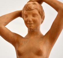 Molnár Elek (1916-1994): Térdelő női akt. Terrakotta, jelzett, foltos, m:25 cm