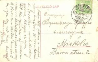 Pöstyén, Piestany; a fürdőhöz vezető hídon, fürdőkocsi / bridge to the spa, infanterist, spa carriag...