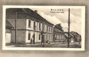 Bonyhád, Perczel Mór utca (kopott sarok / worn corner)