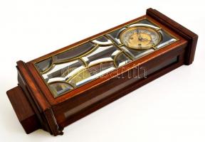 XIX. sz. Gazdagon díszített felesütős fali ingaóra. Fazettázott üvegekkel, vésett számlappal és szem...