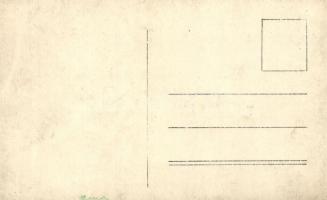 Tátra, szánkózó társaság. Festett fotó / sledding people. Painted photo  (EK)