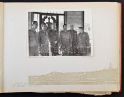 1969 Szovjetúnióban járt  magyar katonai küldöttség útjáról készült fotó, Kijevi helyszínekkel. Előr...