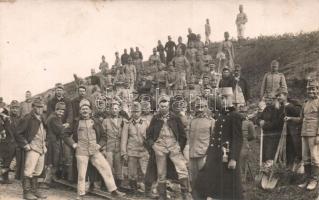 19 db első világháborús osztrák-magyar katonai fotó képeslap / 19 WWI Austro-Hungarian K.u.K. military photo postcards, group photos