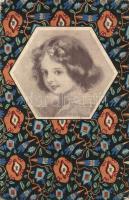 Art Nouveau lady. Stoff-Reproduktion, B.K.W.I. Wiener Werkstätte, Stoffmuster-Entwurf von Prof. Jos. Hoffmann (Rb)