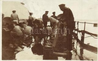 Osztrák-magyar matrózok fedélzet takarítás közben / K.u.K. Kriegsmarine mariners cleaning the deck. photo