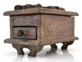 Faragott fa, gyíkot ábrázoló borotválkozó készlet tartó doboz, állvány, tükörrel. / Shaving kit hold...