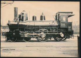 cca 1920-1930 Ganz-mozdony, fotó, 12×17 cm