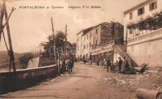 Rabac, Portalbona al Carnaro; Negozio Flli Gobbo / street view with shop