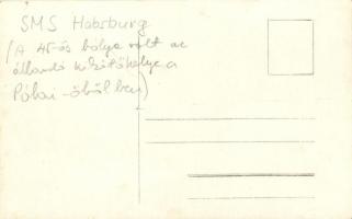 Pola, SMS Habsburg osztrák-magyar Habsburg-osztályú pre-dreadnought csatahajója, fürdőző matrózok a ...