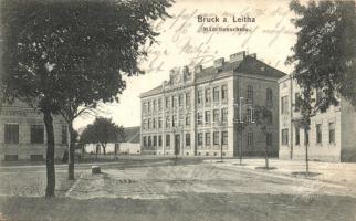 Lajtabruck, Bruck an der Leitha; Lányiskola, Óvoda / Mädchenschule, Kindergarten / girl school, kindergarten