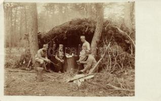 1915 Osztrák-magyar katonák szalonna sütés közben az erdőben + K.u.K. Feldmarodenhaus Nr. 2/2. / K.u.K. military, soldiers frying bacon in the woods. photo (EK)