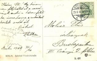 Berlin, Bahnhof Friedrichstrasse / railway station, horse drawn buses