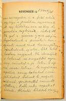 1942-1944 Kézzel írt napló, benne a világháború budapesti eseményeiről tudósító személyes hangvételű...