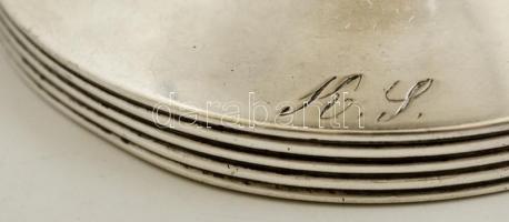 Bécs, 1820. Antik ezüst cukorurna, monogrammal. LWI mesterjeggyel, 1820-24 közötti adójeggyel. m: 16...