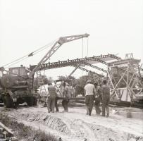 cca 1968 Velence, Agrokomplex Vállalat kiállító csarnoka a BNV-n és egy mintatelep építése, 33 db vi...