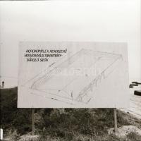 cca 1968 Velence, Agrokomplex Vállalat kiállító csarnoka a BNV-n és egy mintatelep építése, 33 db vi...