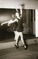 cca 1840 Balettművész, 6 db szabadon felhasználható, vintage negatív, 36x24 mm