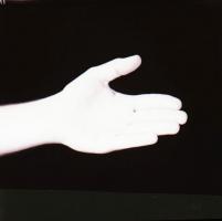 cca 1965 Kézjelek, 13 db szabadon felhasználható vintage negatív, 6x6 cm