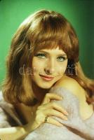 cca 1972 Magyar színészekről készült felvételek, 13 db vintage negatív, 6x7 cm