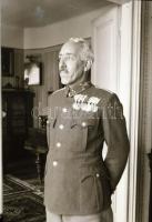 9 db katonai negatív, változó helyszínekről és különféle korból, 4,5x6 cm és 6x9 cm között