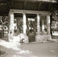 1955 Balatonfüred, 55 db szabadon felhasználható vintage negatív egy család hagyatékából, 6x6 cm