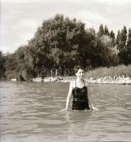 1955 Balatonfüred, 55 db szabadon felhasználható vintage negatív egy család hagyatékából, 6x6 cm