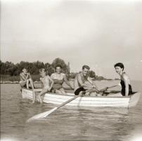 1955 Balatonfüred, 55 db szabadon felhasználható vintage negatív egy család hagyatékából, 6x6 cm