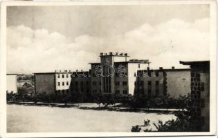 Szentendre, Görgey Artúr laktanya