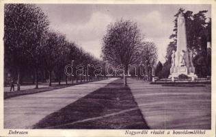 Debrecen katonai emlékművel (b)