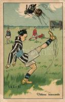 Vittima innocente / Italian football match art postcard (EK)