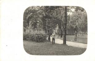 1910 Budapest, katona fényképezőgéppel / K.u.K. soldier with camera. photo (EK)