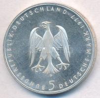 NSZK 1977G 5M Ag "Heinrich von Kleist születésének 200. évfordulója" T:1-(PP)
FRG 1977G 5...