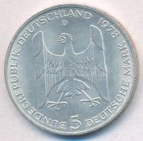 NSZK 1978D 5M Ag "Gustav Stresemann" T:1-
FRG 1978D 5 Mark Ag "Gustav Stresemann&quo...