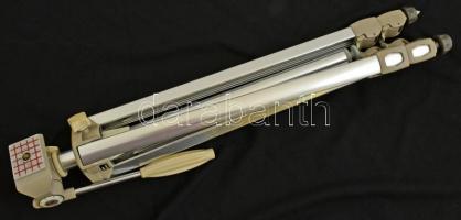 Linhof fényképezőgép állvány, teleszkópos lábakkal, eredeti vászon táskában, jó állapotban / Linhof ...