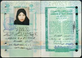 1999 Fényképes szaud-arábiai útlevél török, egyiptomi, stb. bejegyzésekkel