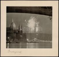 Budapest, 3 db fotónyomat, kartonra kasírozva, 16x17 cm