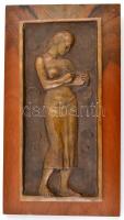 Martsa István (1912-1978) : Író nő. Bronz falikép,  jelzés nélkül, falemezre erősítve, 32×15 cm